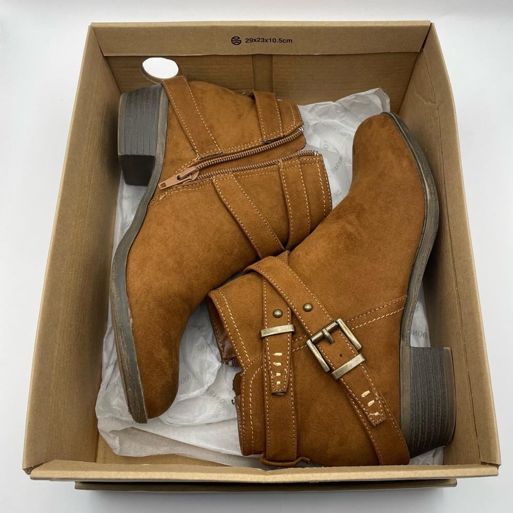 No Parking Ankle Booties Western Brown Women’s 6.5